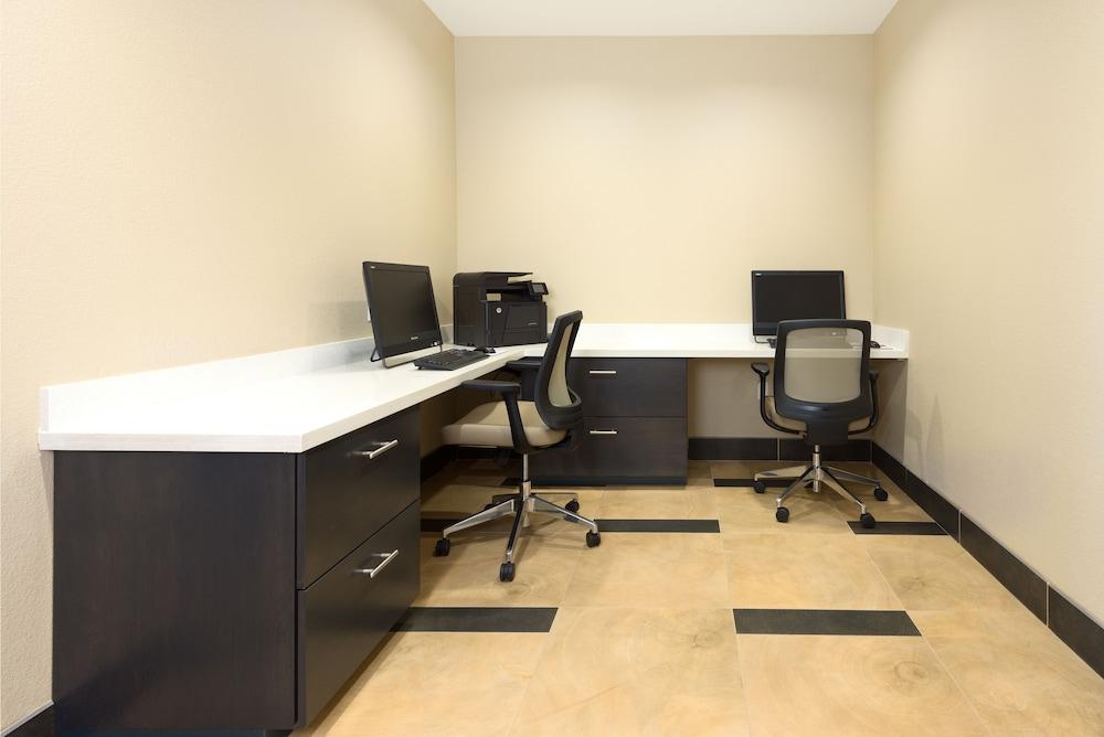 Candlewood Suites Columbia East by IHG photo 30