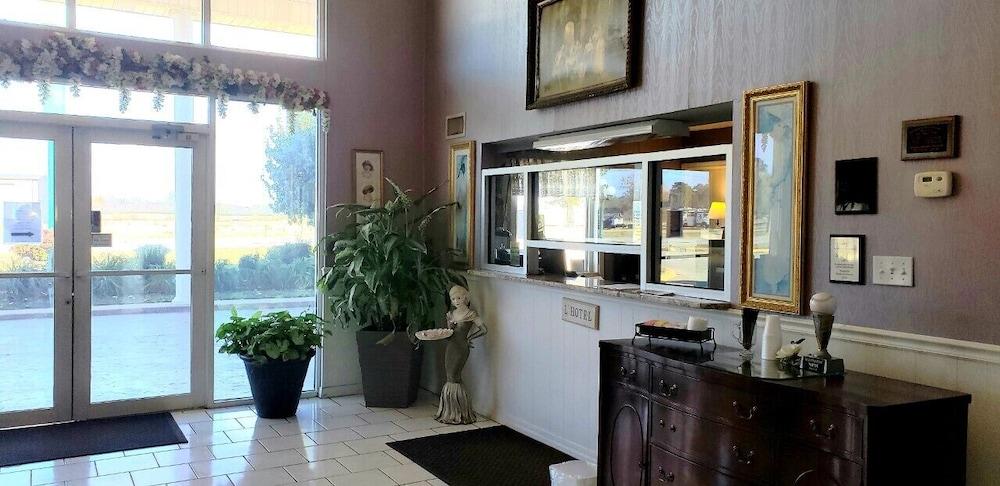 Southern Belle Inn photo 7