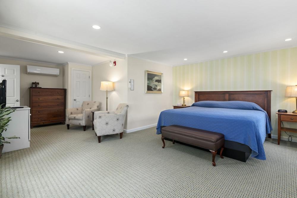 The Sparhawk Oceanfront Resort photo 29