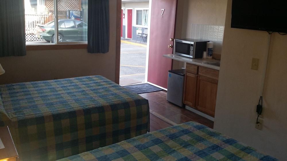 The New Terrace Hotel photo 35