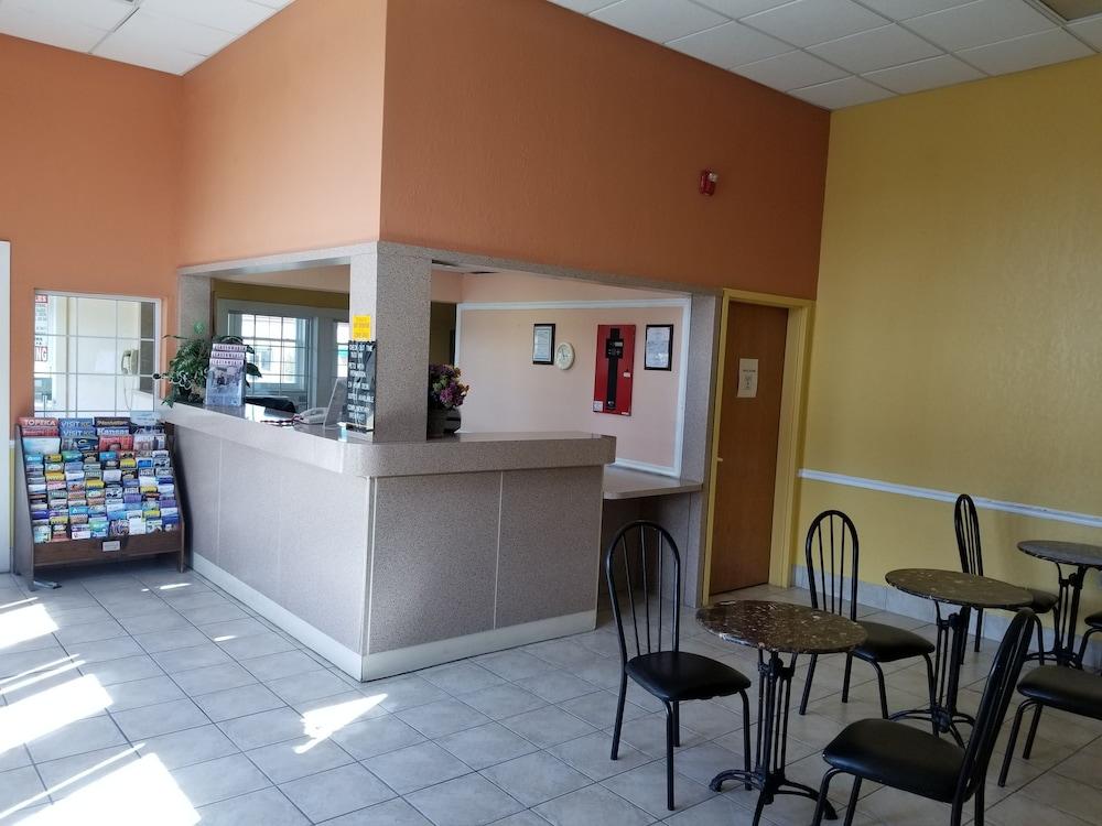Americas Stay Inn photo 4