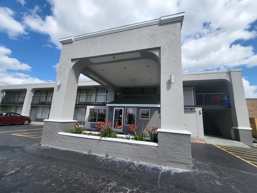 Econo Lodge Andalusia photo 63