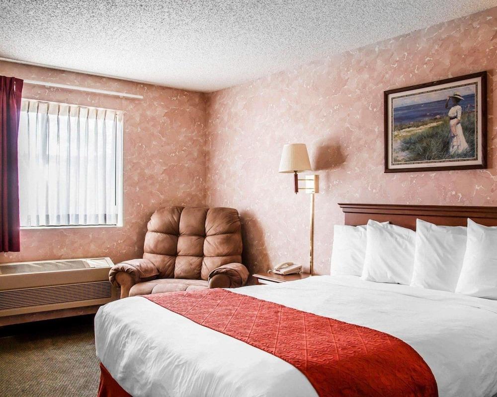 Econo Lodge Longmont East photo 20