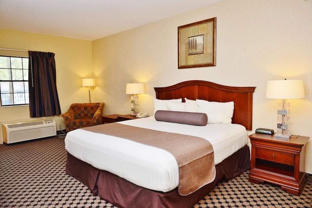 Americas Best Value Inn Tunica Resort photo 10