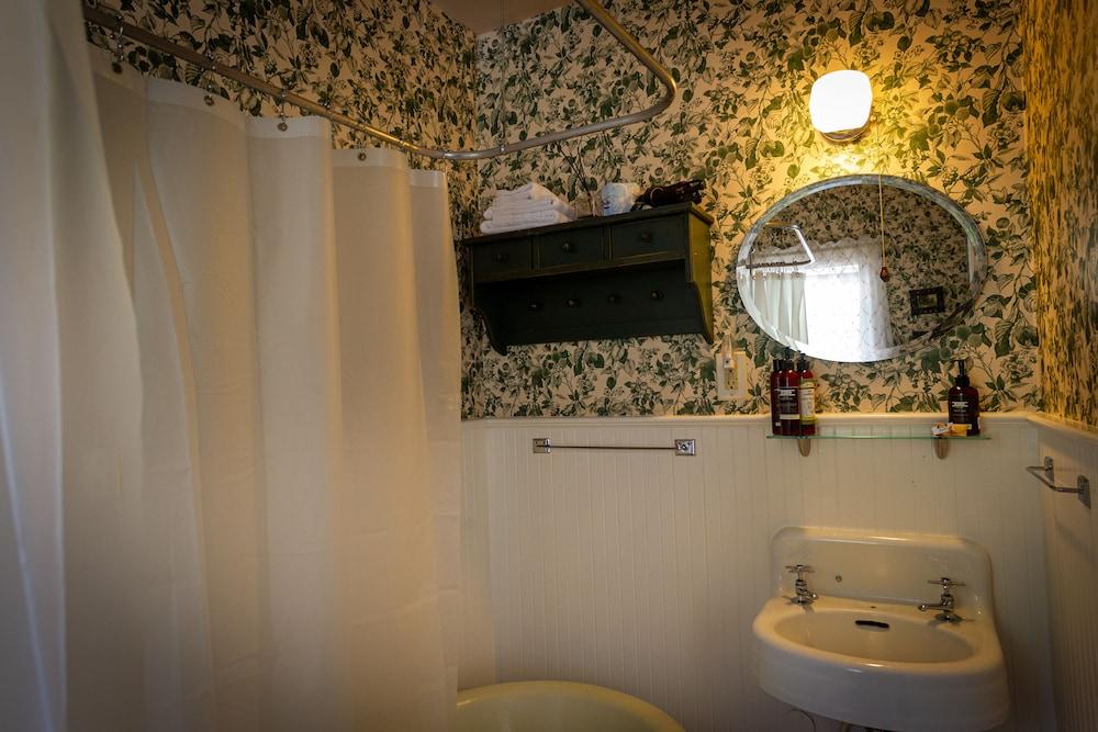 The Historic Requa Inn photo 90