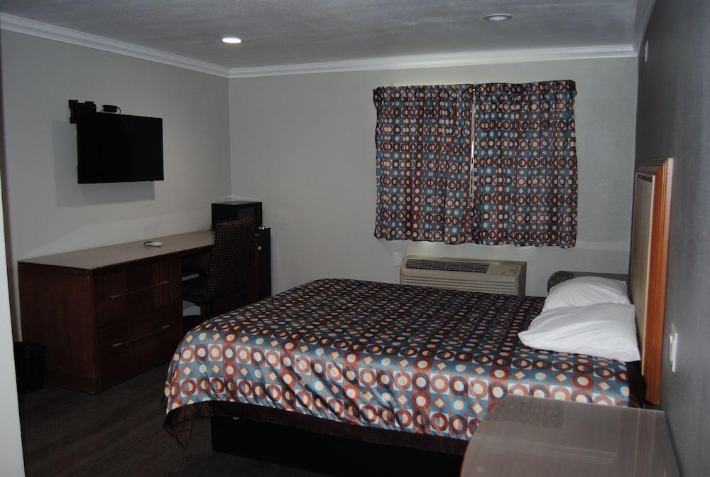 La Puente Inn photo 23
