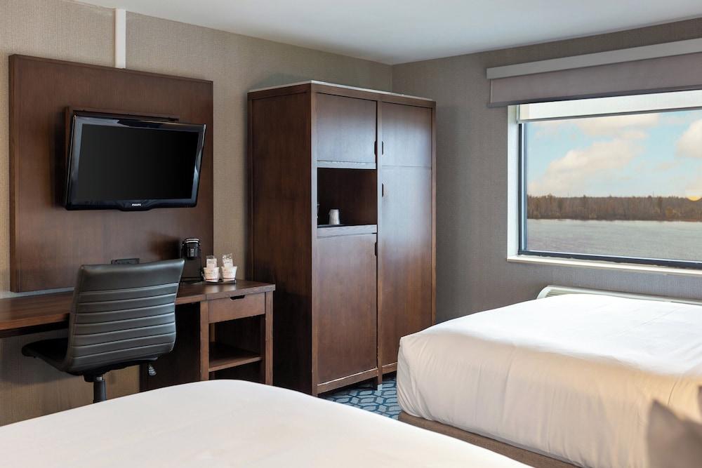 Crowne Plaza Niagara Falls NY Riverside by IHG photo 27