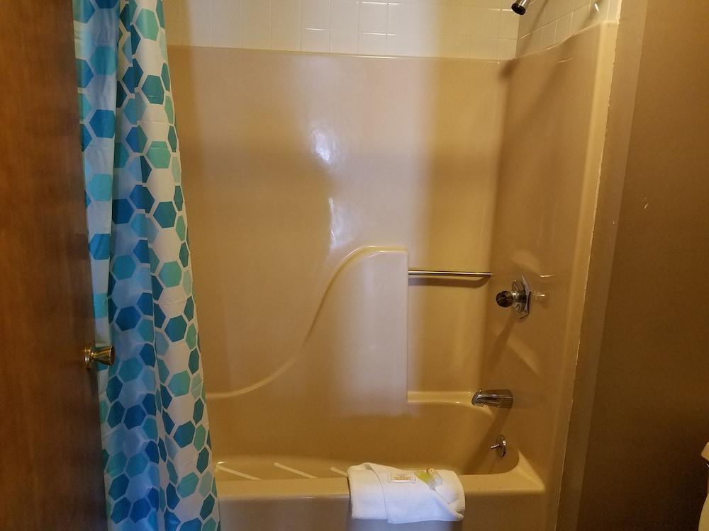 Midwest inn motel photo 12