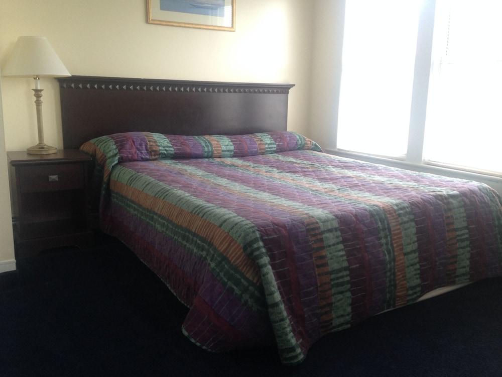 Belmar Inn photo 15