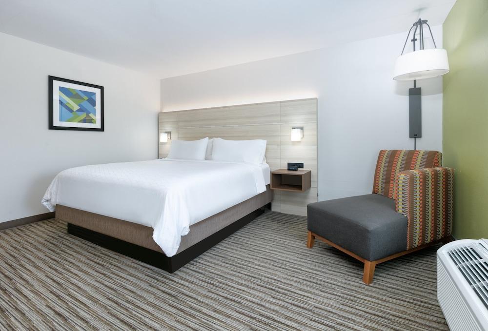 Holiday Inn Express : Hillsboro I-35 by IHG photo 39