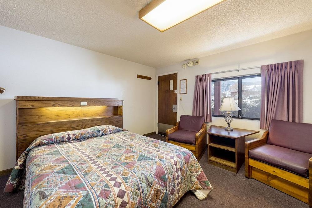 Western Lodge - In Steamboat Springs (Downtown Steamboat Springs) photo 2