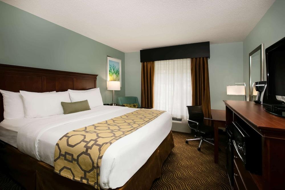 Baymont Inn & Suites by Wyndham Braselton photo 4