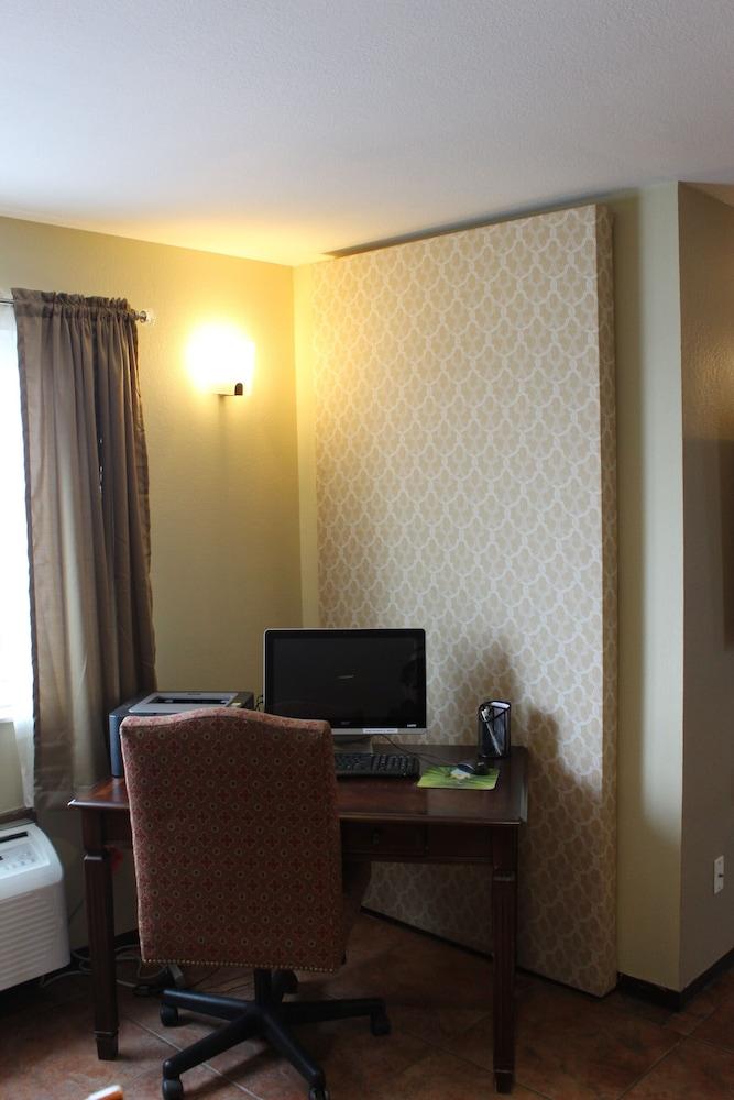 Cheyenne Guest Inn photo 23