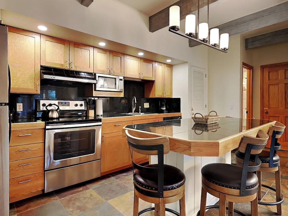 The Timberline Condominiums photo 30