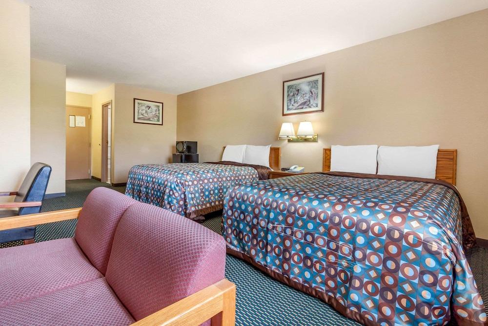 Rodeway Inn Blair photo 28