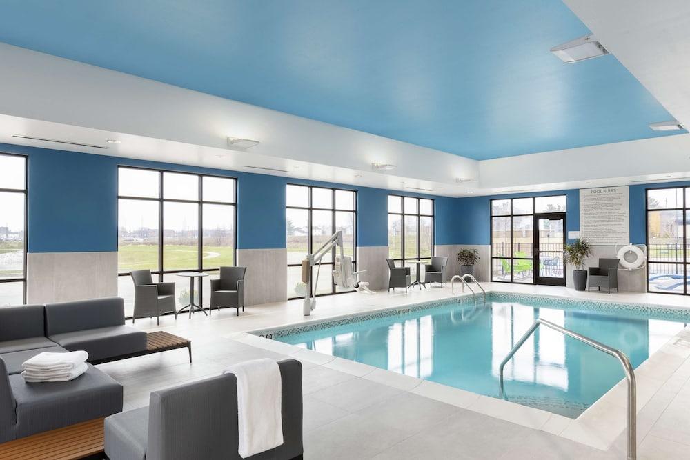 Hampton Inn O'Fallon photo 18