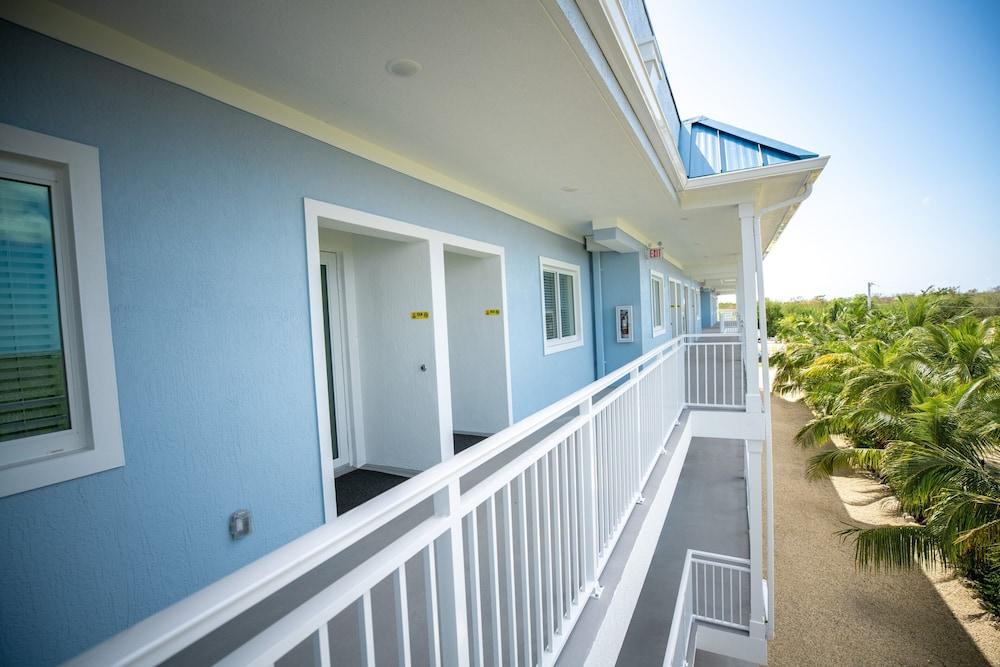Sugarloaf Key Hotel at KOA Resort photo 54