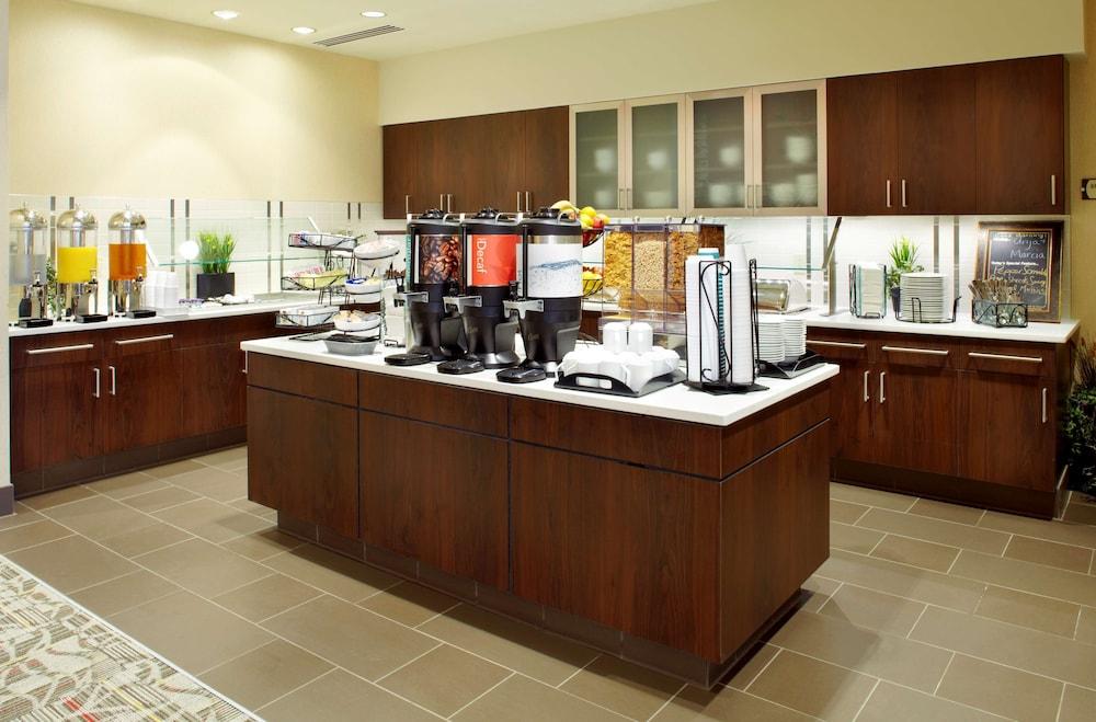 Homewood Suites Pittsburgh Airport photo 24