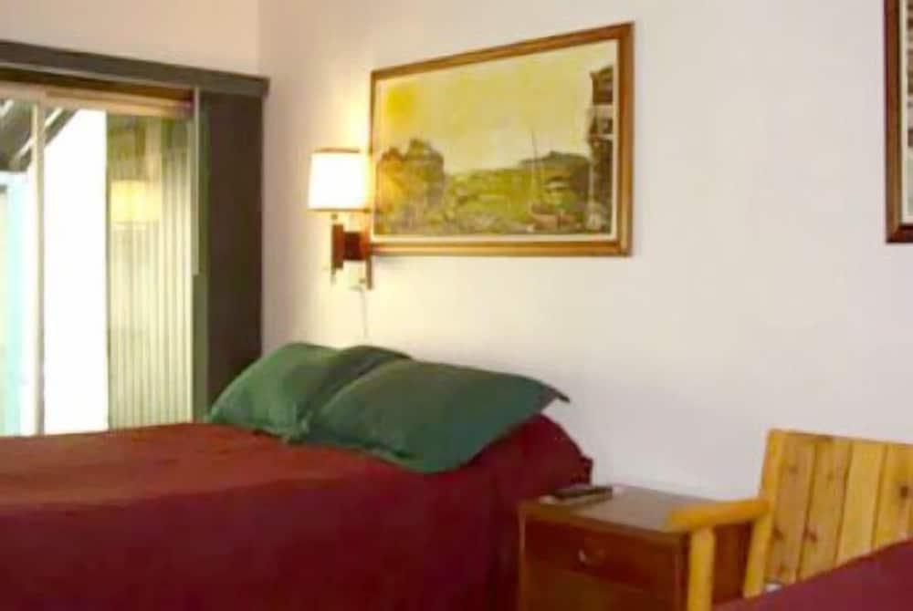 Brundage Inn photo 6