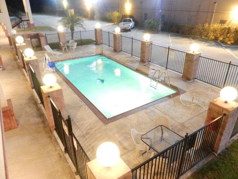 Belleza Inn & Suites Humble - FM 1960 photo 15
