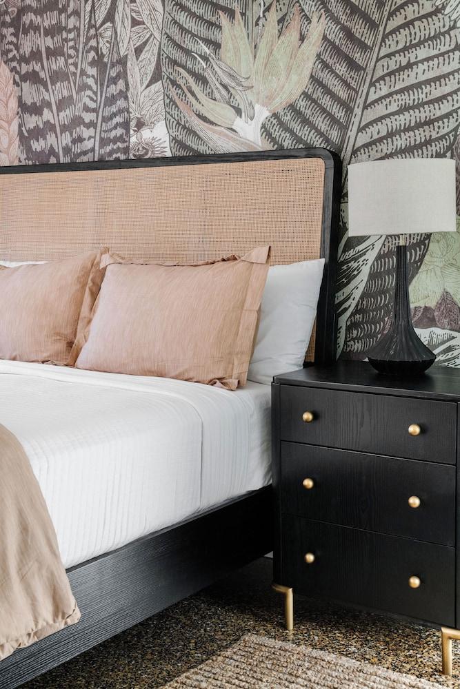 Haleys Court Boutique Motel photo 27