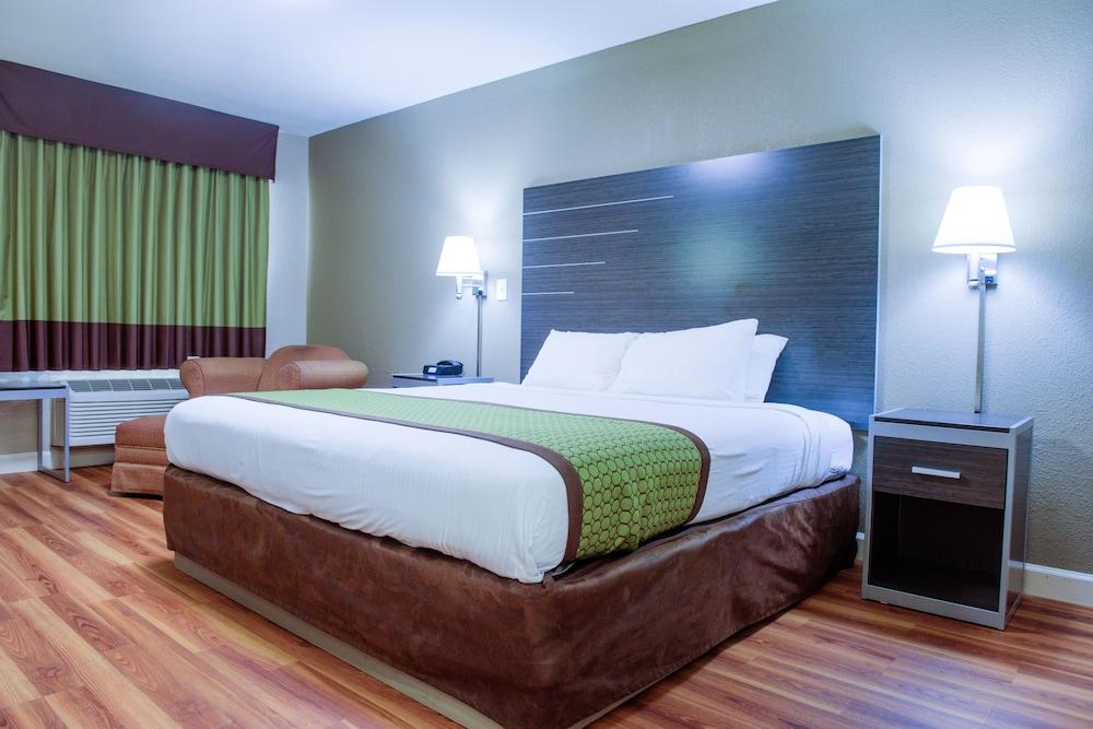 Days Inn & Suites by Wyndham Athens Alabama photo 10