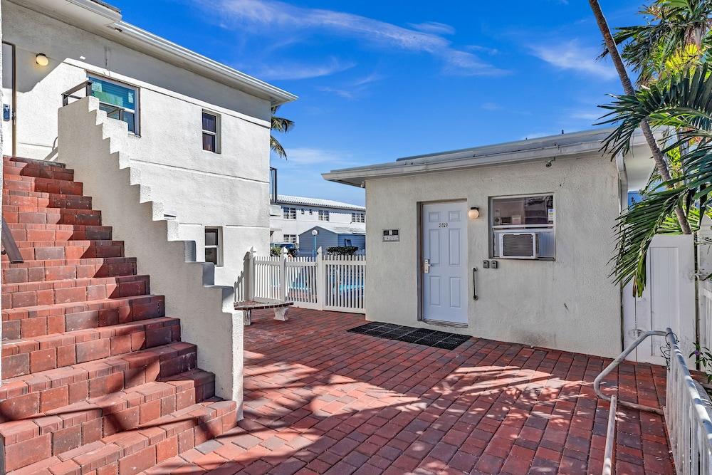 Neptune Oceanfront Rentals photo 27