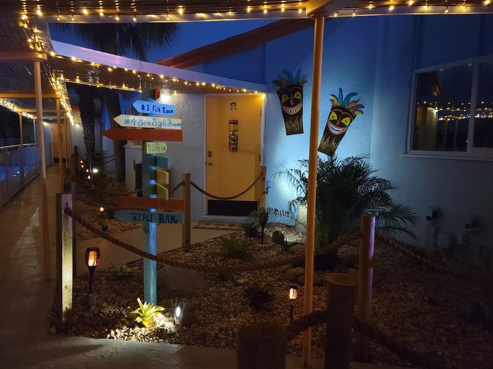 Kon Tiki Inn photo 48