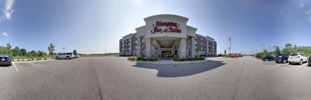 Hampton Inn & Suites Grafton photo 41