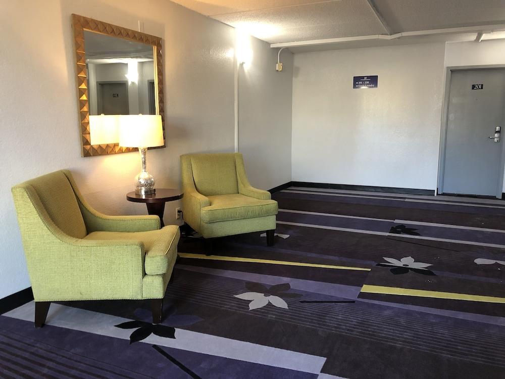 The Grand Hotel Spindletop photo 29