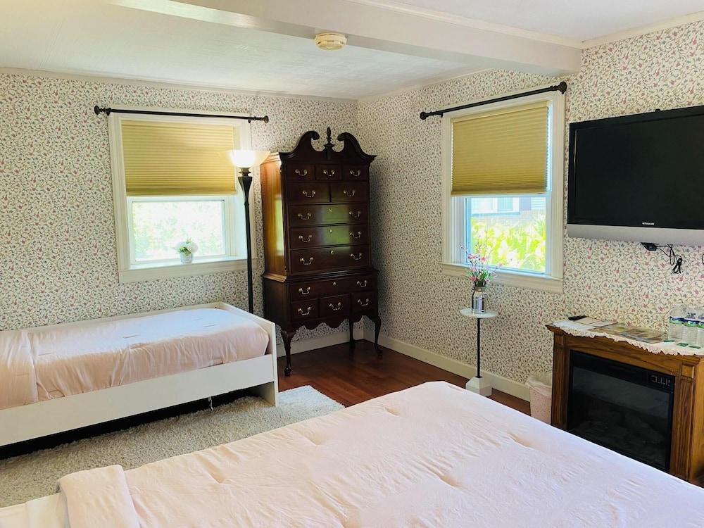 Greystone Manor Bed & Breakfast photo 24