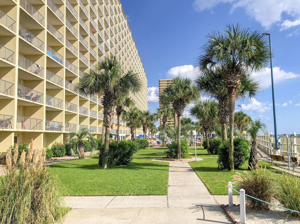 Summit Beach Resort by H2O VR photo 28