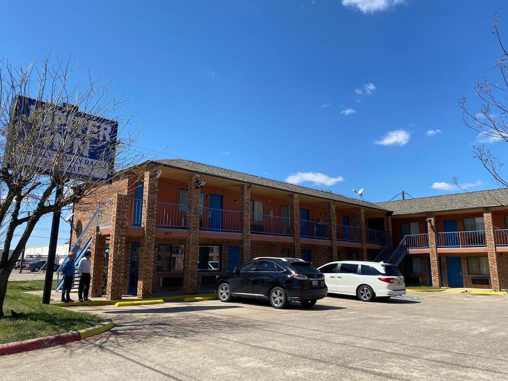 Jupiter Inn photo 11