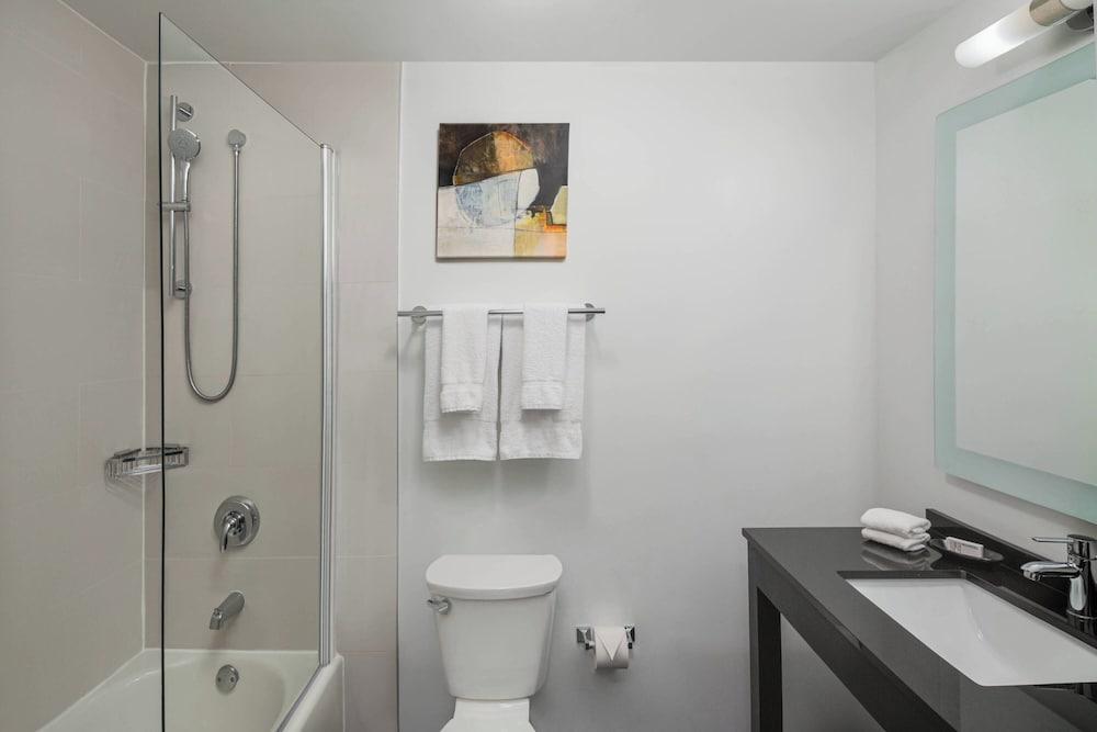 Residence Inn Philadelphia Center City photo 25