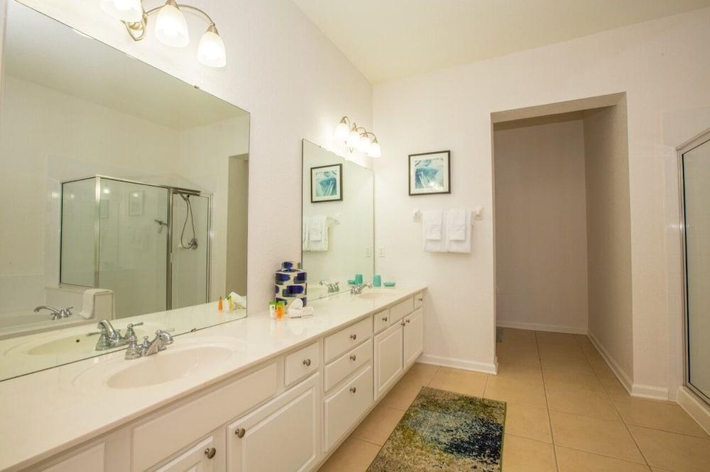 Vista Cay by Cosy Casas photo 26