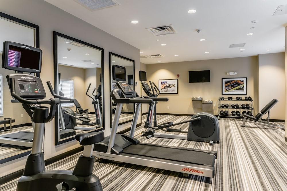 Candlewood Suites Hartford Downtown by IHG photo 4