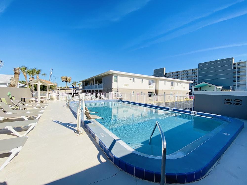A1A Super Inn photo 20