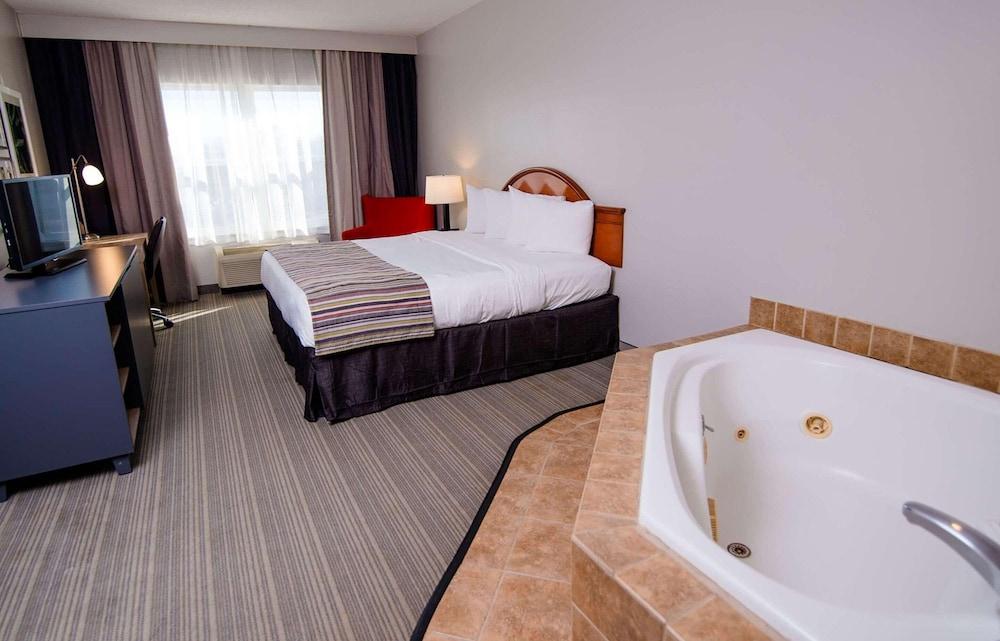 Country Inn & Suites by Radisson, Brockton (Boston), MA photo 13