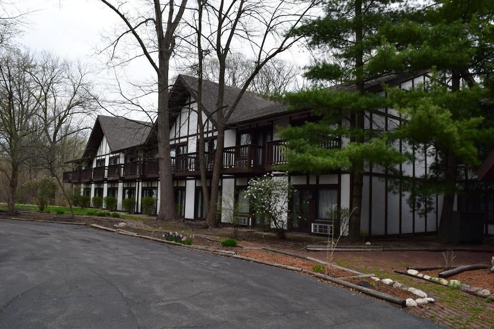 Spring House Inn photo 16