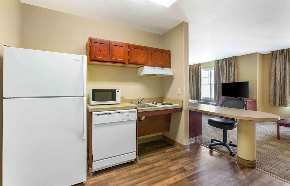 Extended Stay America Suites Houston Med Ctr Braeswood Bl photo 48