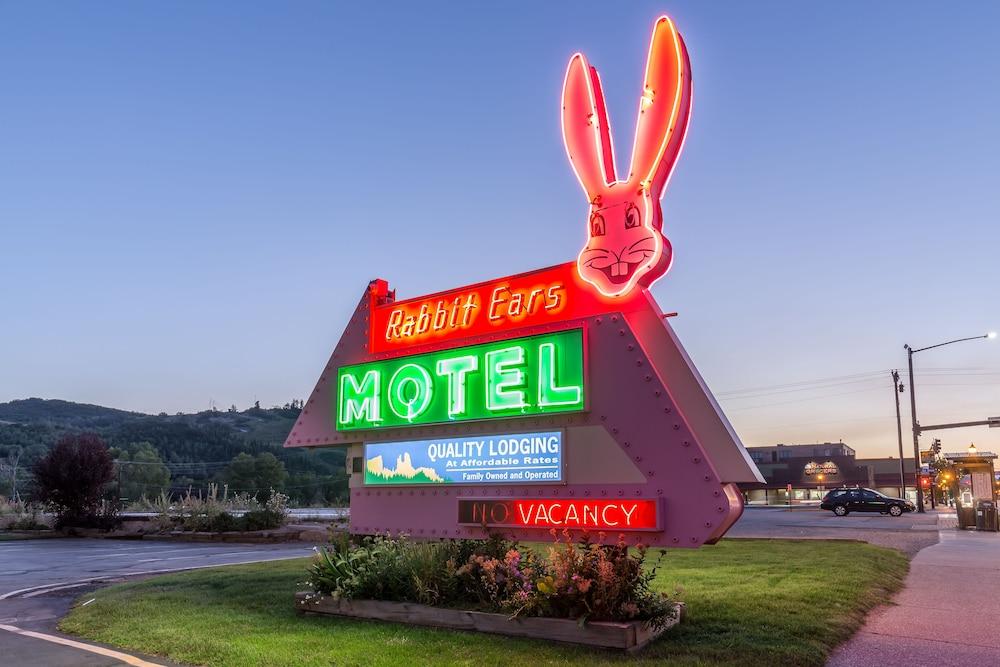 Rabbit Ears Motel photo 24