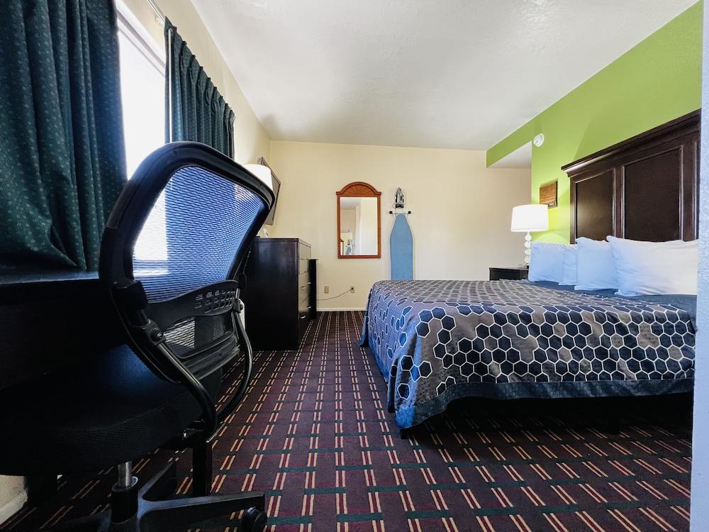 Cedar Lodge photo 6