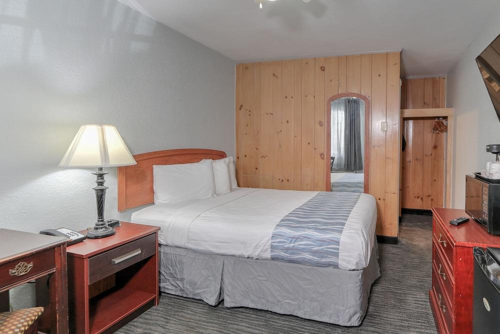 Belle Aire Motel photo 13