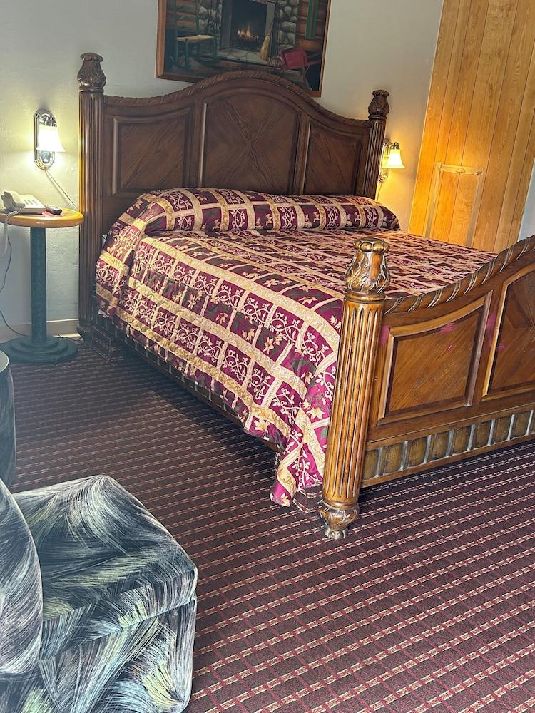 Bedford Motel photo 5