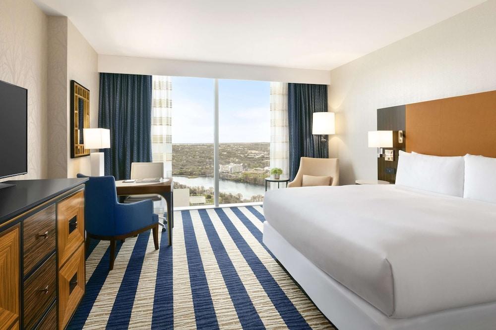 Fairmont Austin photo 35