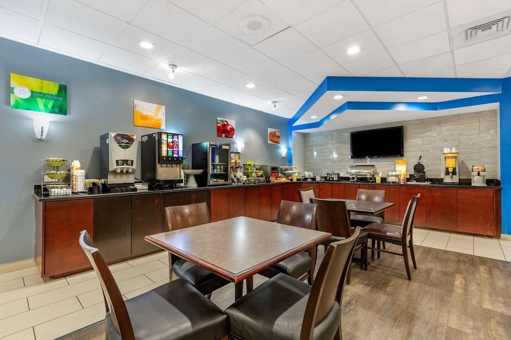 Quality Inn Windsor Mill - Baltimore photo 33