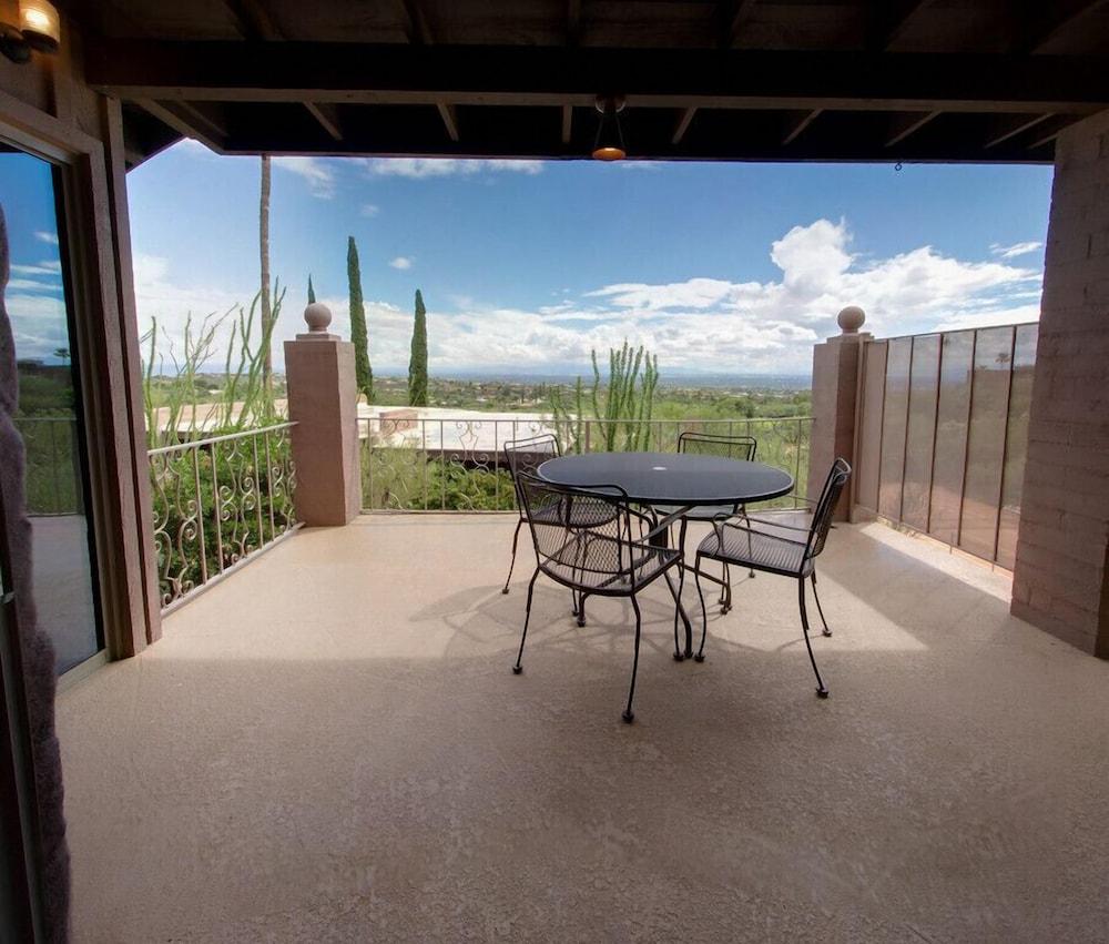 Mission Hill Casitas photo 8