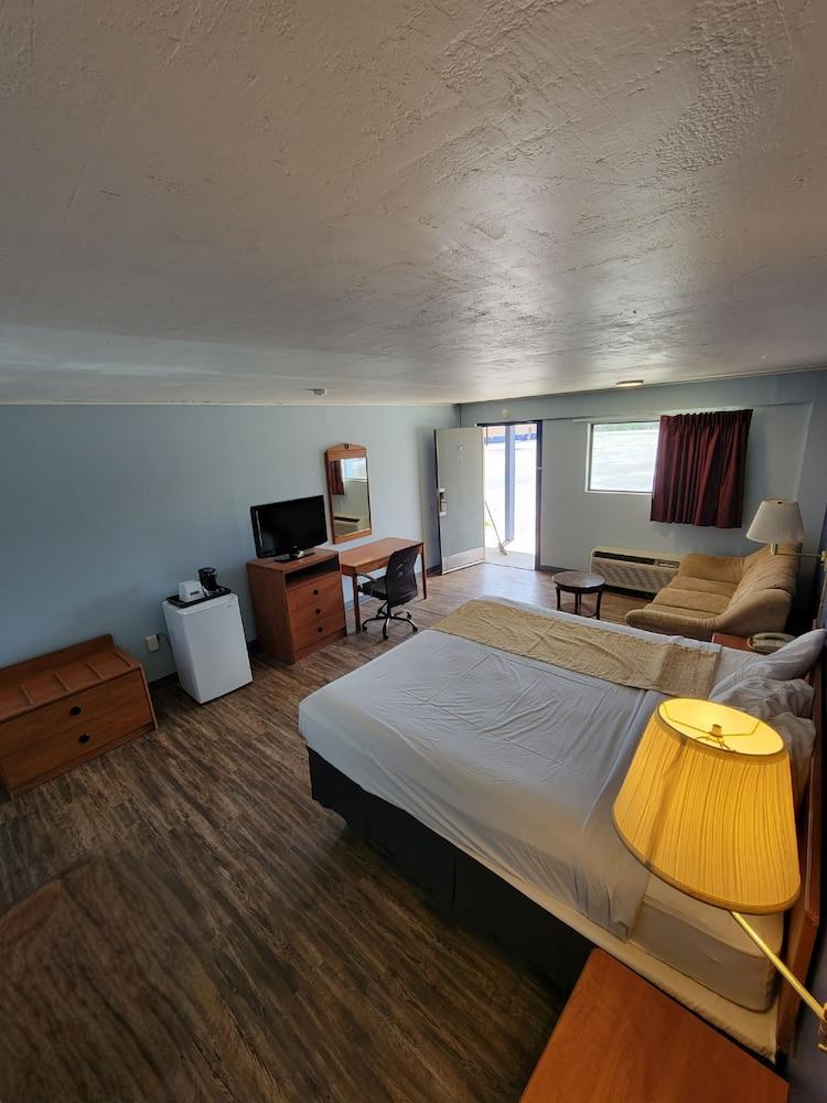 Travelodge by Wyndham Clovis photo 29