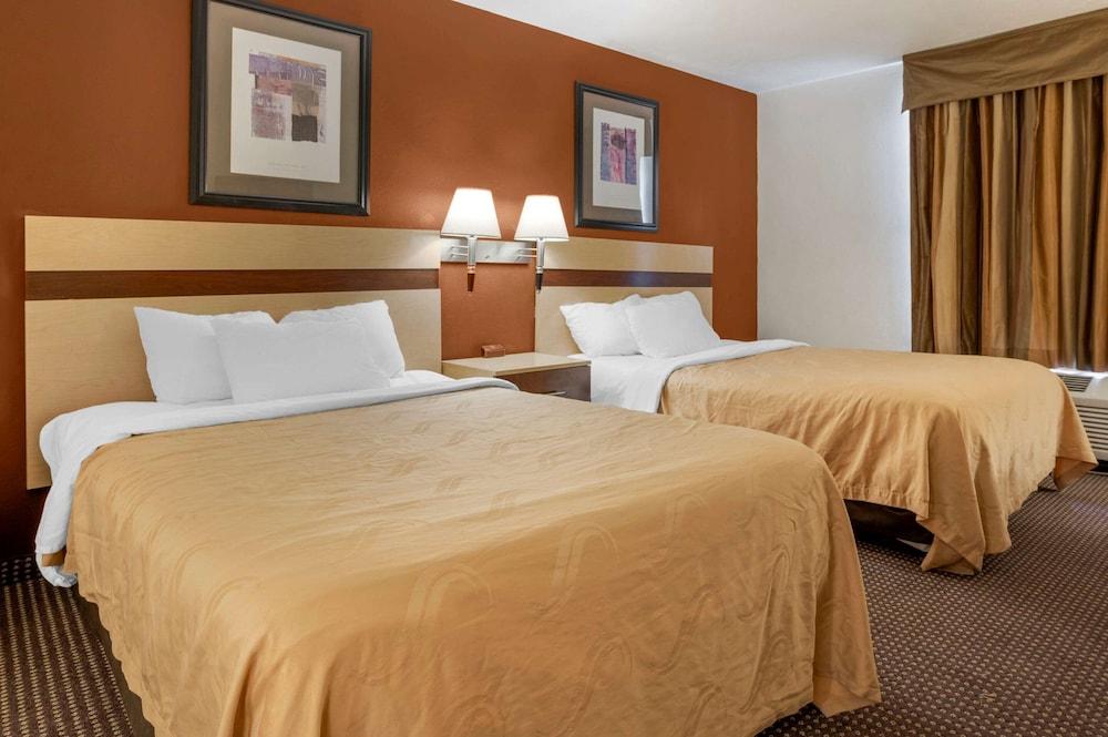 Quality Inn & Suites photo 15