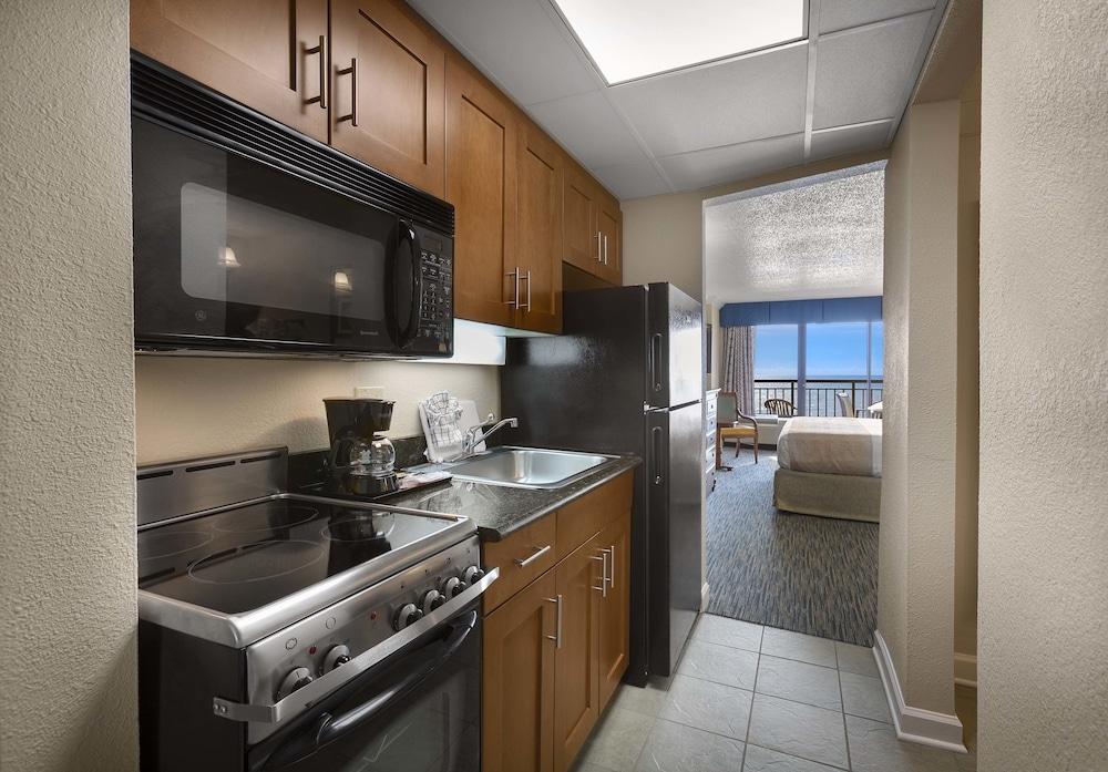 Holiday Pavilion Resort on the Boardwalk photo 6